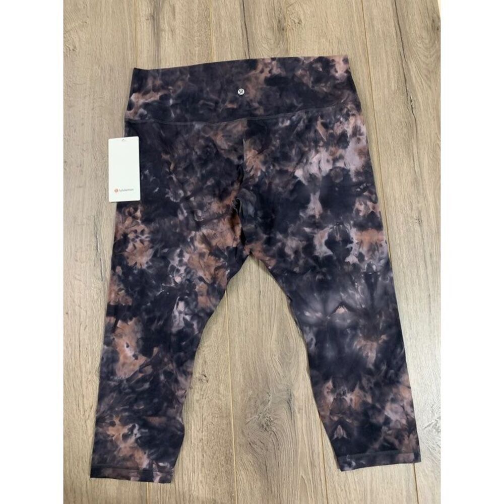 New lululemon ALIGN HR crop 21” sz 18